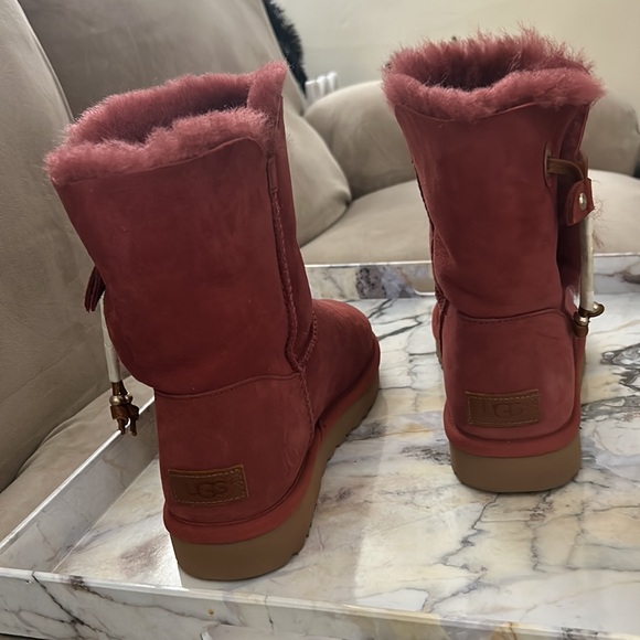 UGG Burgandy / Pink Boots - Size 10 - Picture 2 of 3